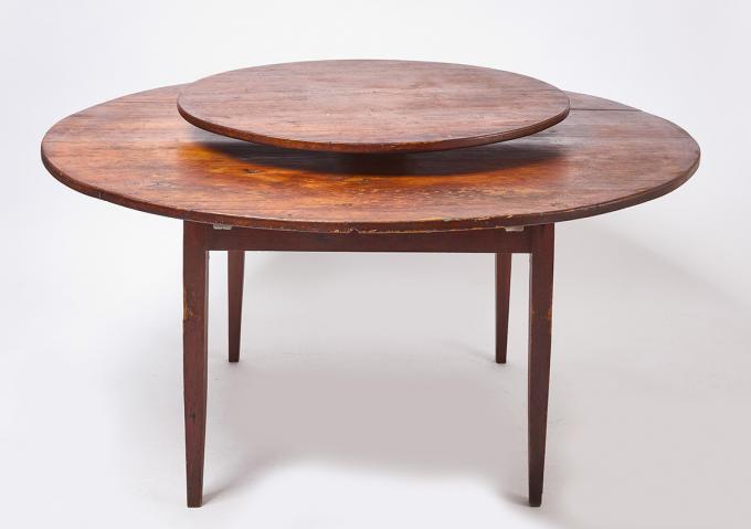 "Lazy Susan" Dining Table