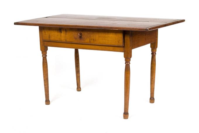 Queen Anne Tavern Table