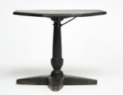 Early Cross-Base Candlestand